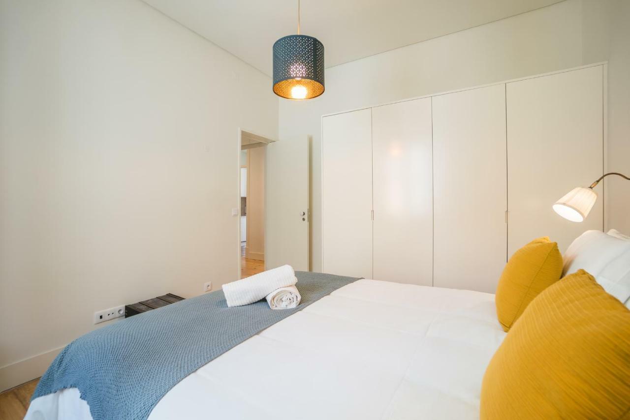 Stylish Apartment Near Av. Liberdade Lisbon Exterior photo