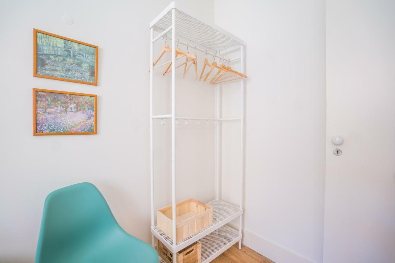 Stylish Apartment Near Av. Liberdade Lisbon Exterior photo