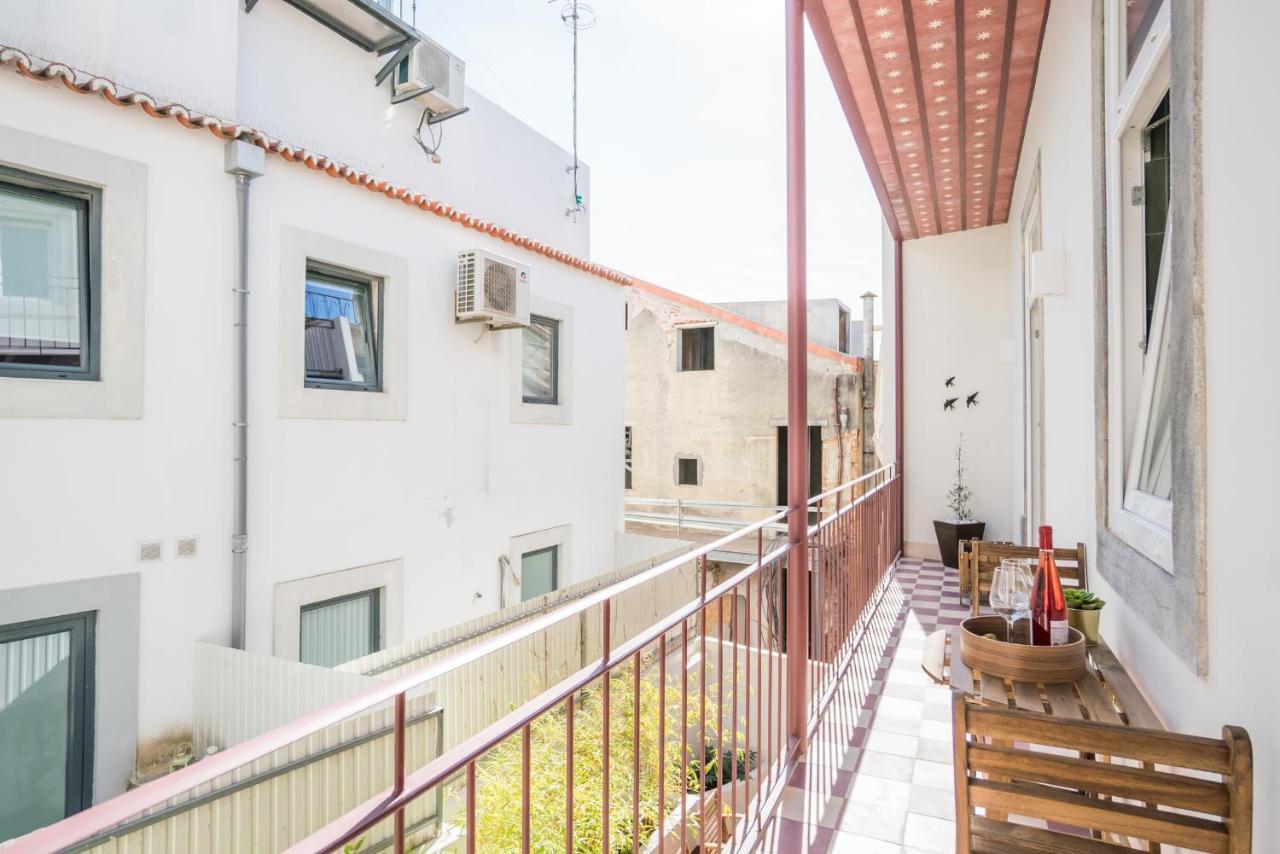 Stylish Apartment Near Av. Liberdade Lisbon Exterior photo