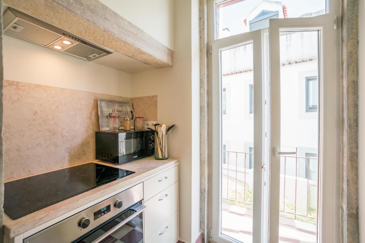 Stylish Apartment Near Av. Liberdade Lisbon Exterior photo
